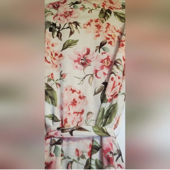 Beautiful Mumu Floral Cotton Bath Robe One Size Fits All - Picture 5 of 5